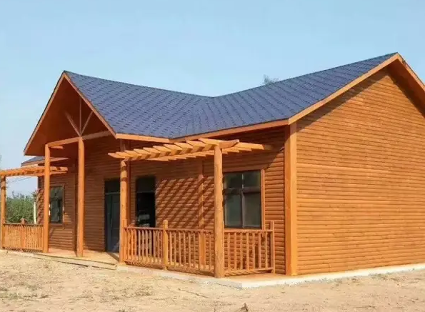 防腐木涂蠟過(guò)程中都要注意哪些事項(xiàng)，防腐木有那些類型？